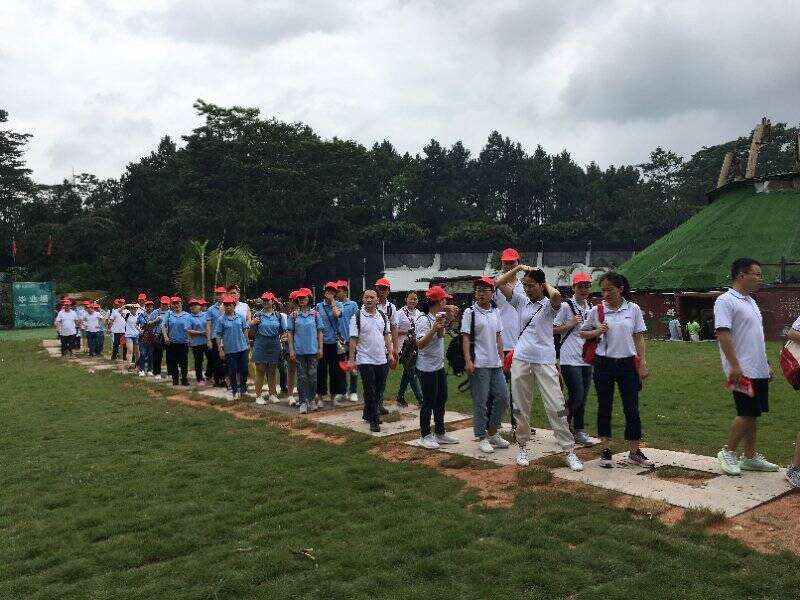 歐米公司團(tuán)隊(duì)活動(dòng)出游照片